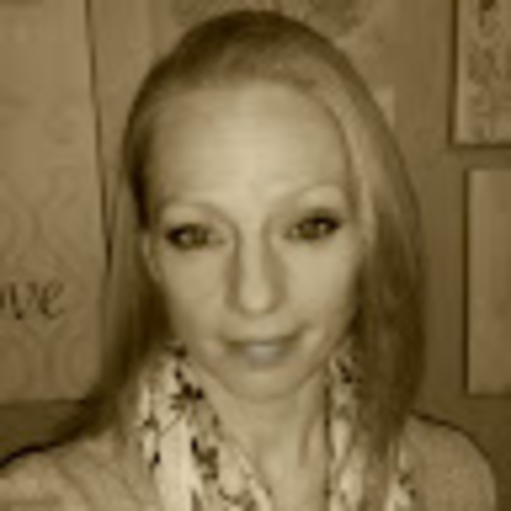 Meet your Posher, Lacey